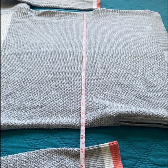 COLORBLOCK CREWNECK TEXTURED SWEATER - Picture 5 of 8